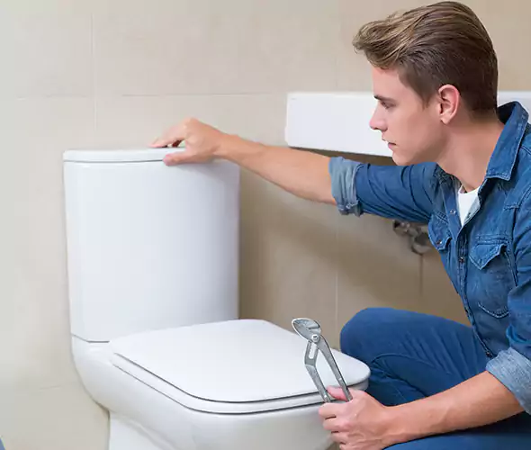 Expert Plumber for Toilet Replacement in Deer Park, NY: Schedule Affordable Toilet Replacement Services with Us