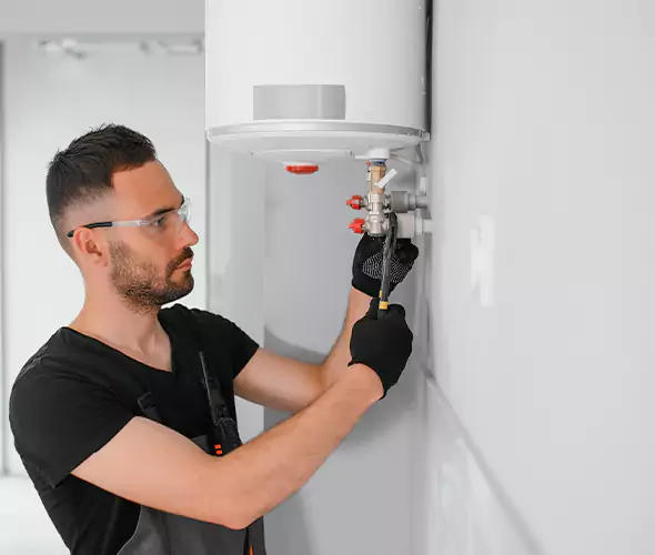 Expert Plumber for Water Heater Expansion Tank Installation in Deer Park, NY